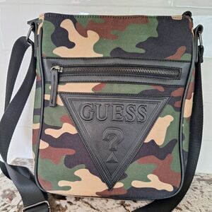 GUESS Camo Men’s Bag
